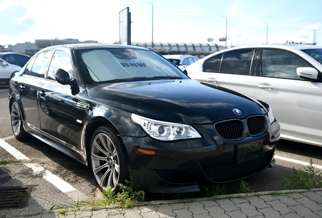 BMW M5 E60 2007