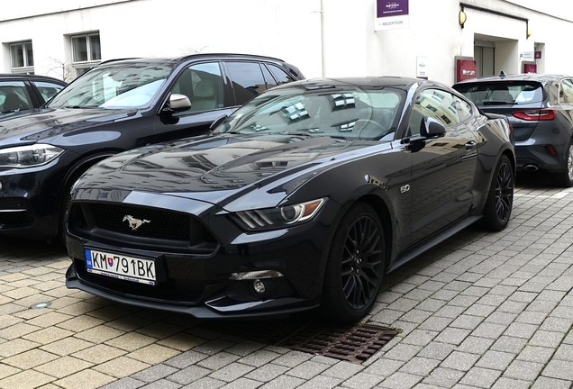 Ford Mustang GT 2015