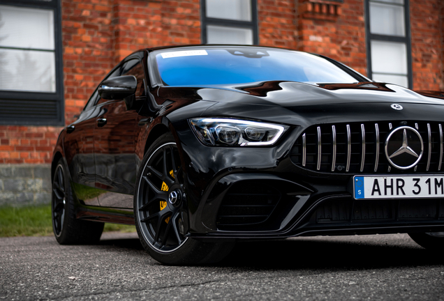 Mercedes-AMG GT 63 S X290