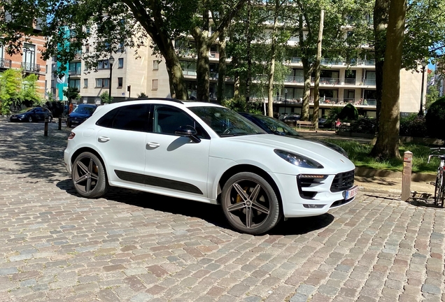 Porsche 95B Macan GTS