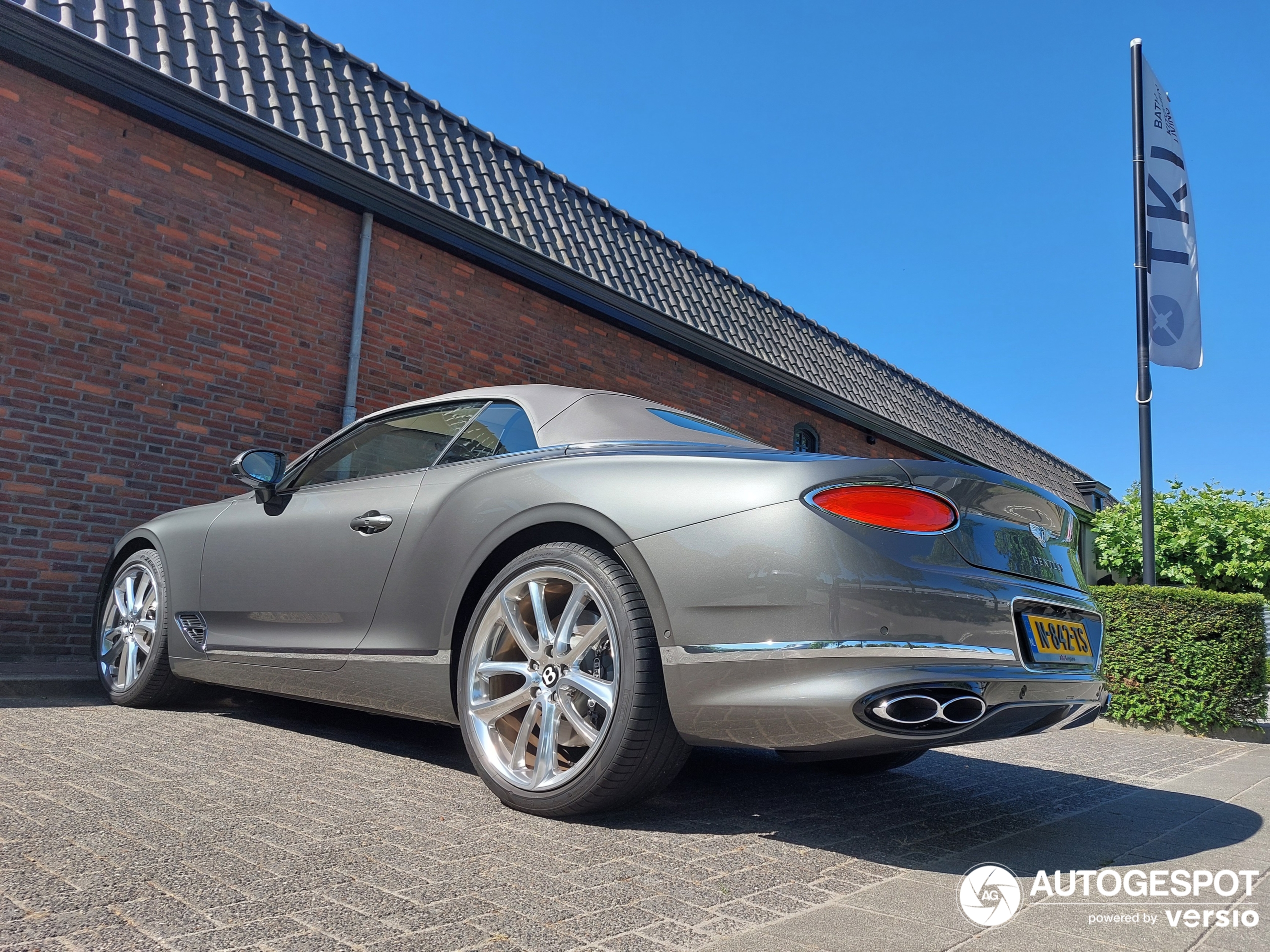 Bentley Continental GTC V8 2020