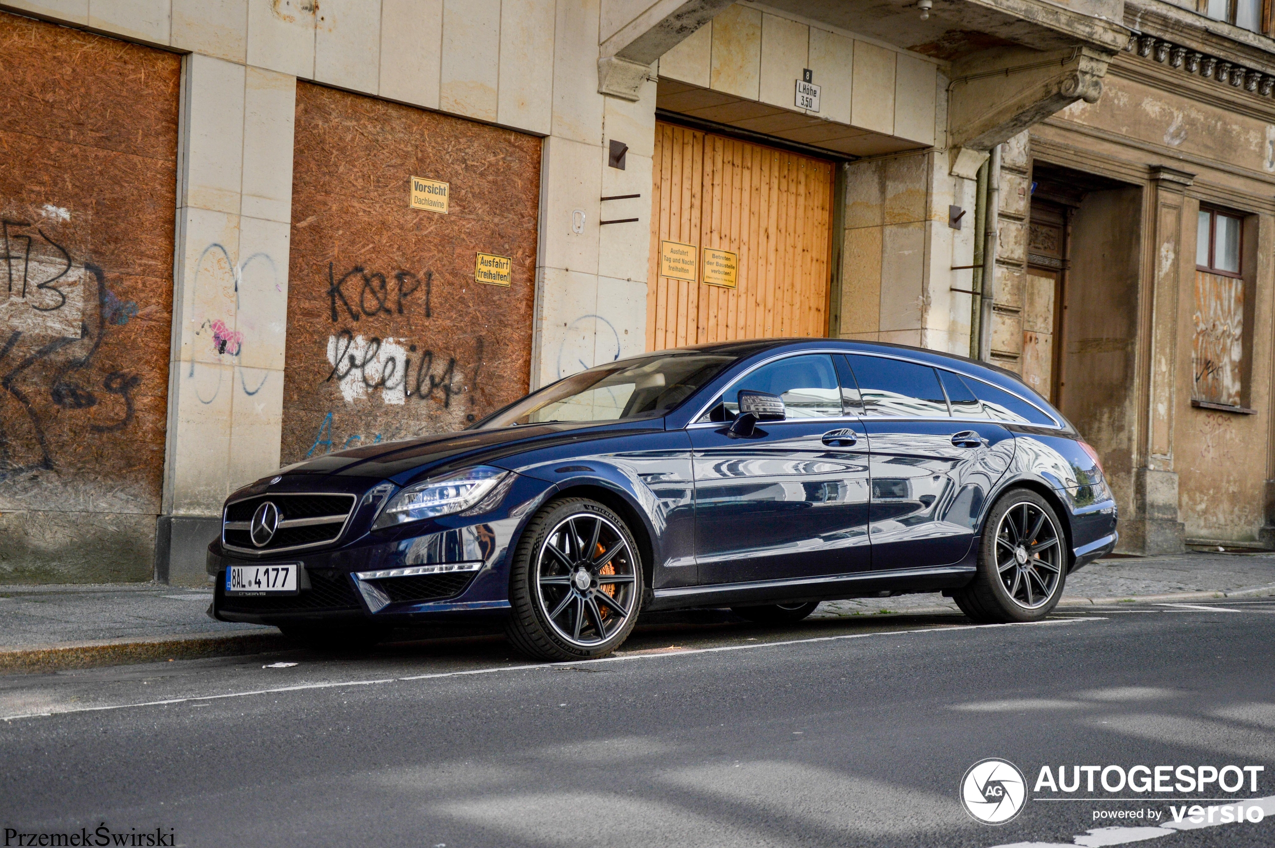 Mercedes-Benz CLS 63 AMG X218 Shooting Brake