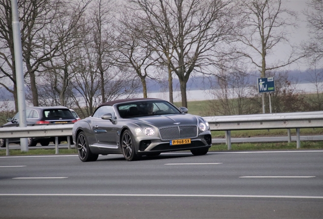 Bentley Continental GTC V8 2020