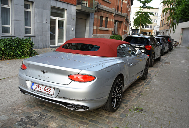 Bentley Continental GTC V8 2020
