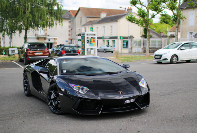 Lamborghini Aventador LP700-4