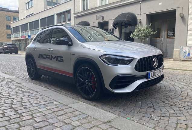 Mercedes-AMG GLA 45 S 4MATIC+ H247