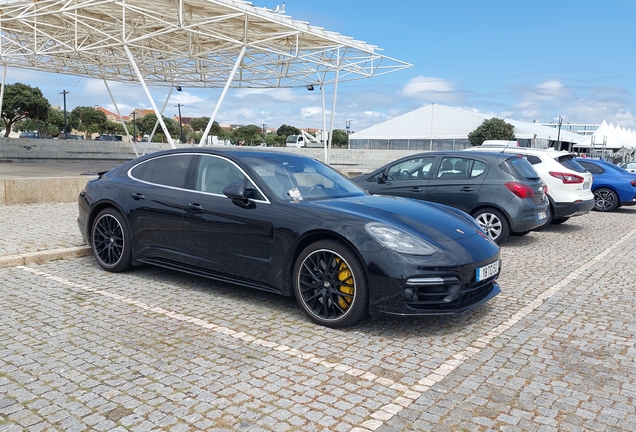 Porsche 971 Panamera Turbo