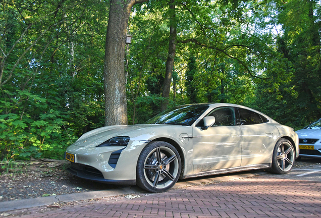 Porsche Taycan GTS Hockenheimring Edition