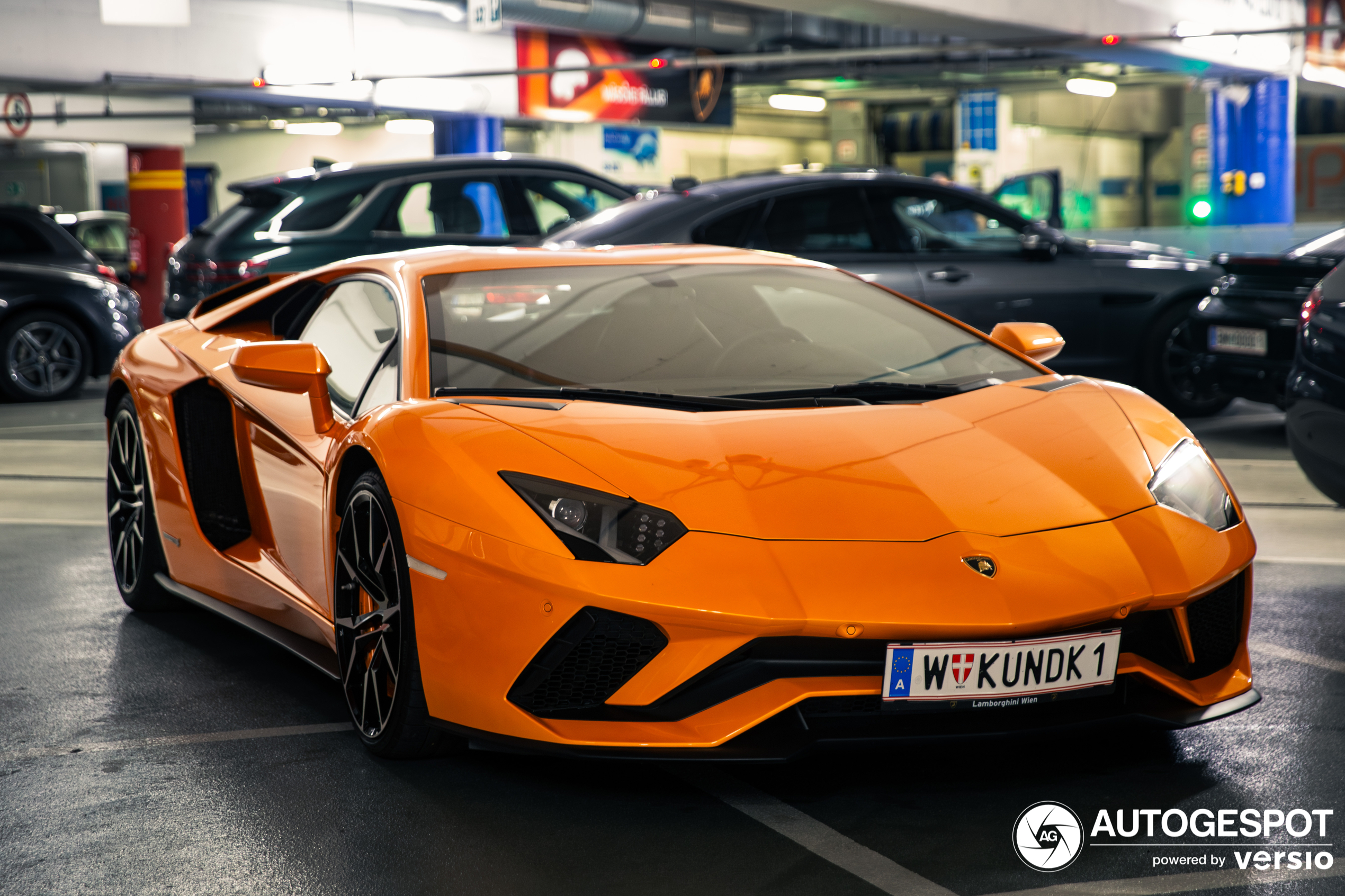 Lamborghini Aventador S LP740-4