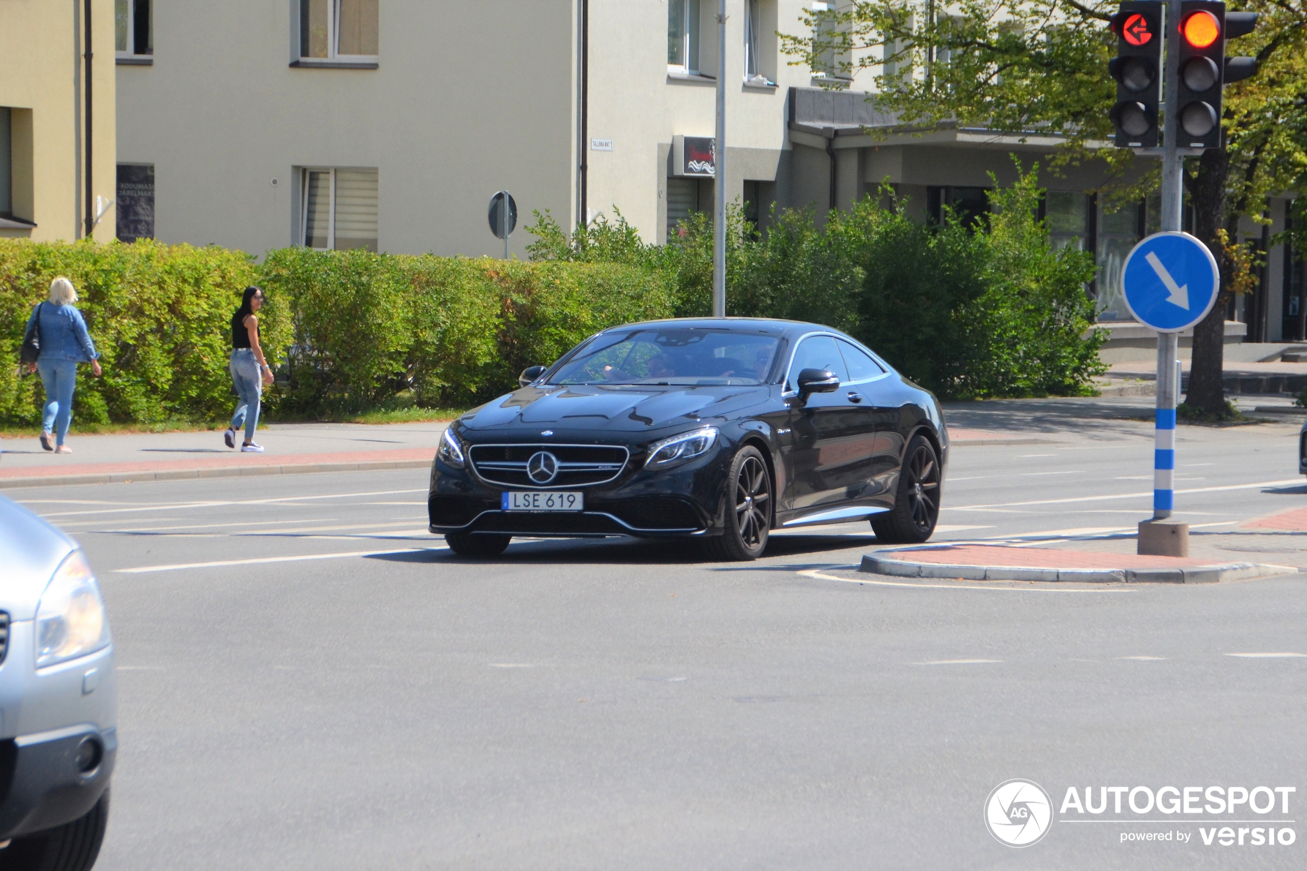 Mercedes-Benz S 63 AMG Coupé C217