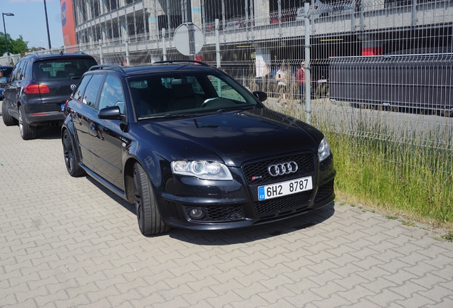 Audi RS4 Avant B7