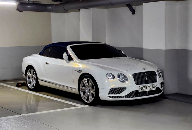 Bentley Continental GTC V8 2016