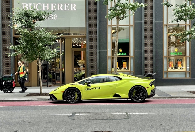 Lamborghini Huracán LP640-2 STO