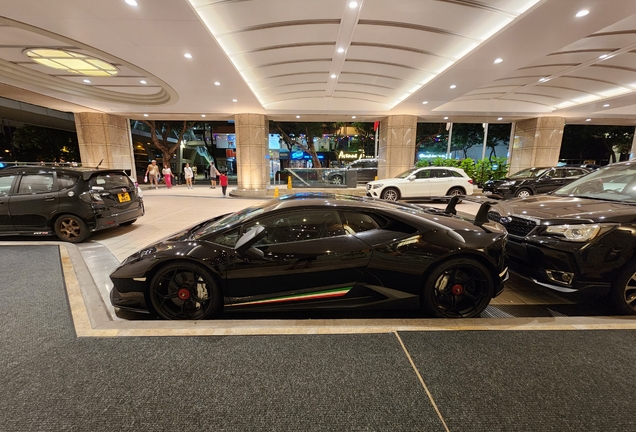 Lamborghini Huracán LP640-4 Performante