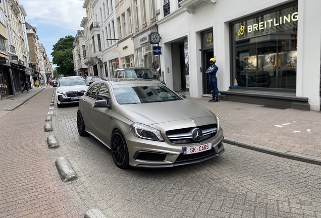 Mercedes-Benz A 45 AMG