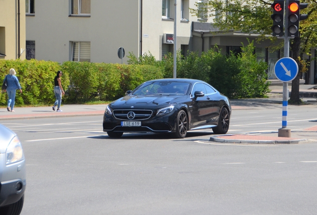 Mercedes-Benz S 63 AMG Coupé C217