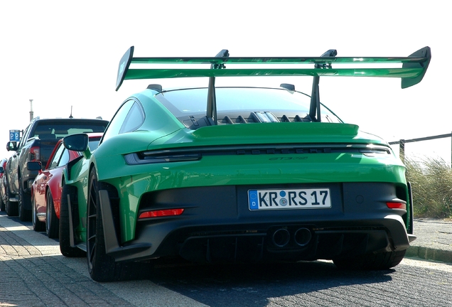 Porsche 992 GT3 RS Weissach Package