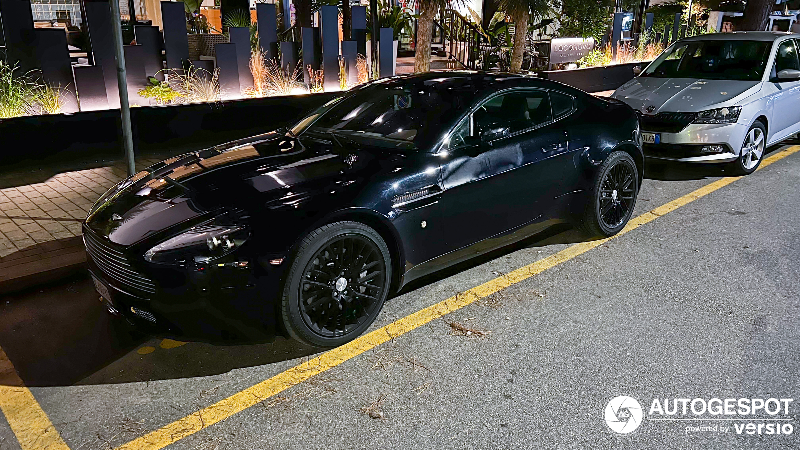 Aston Martin V8 Vantage