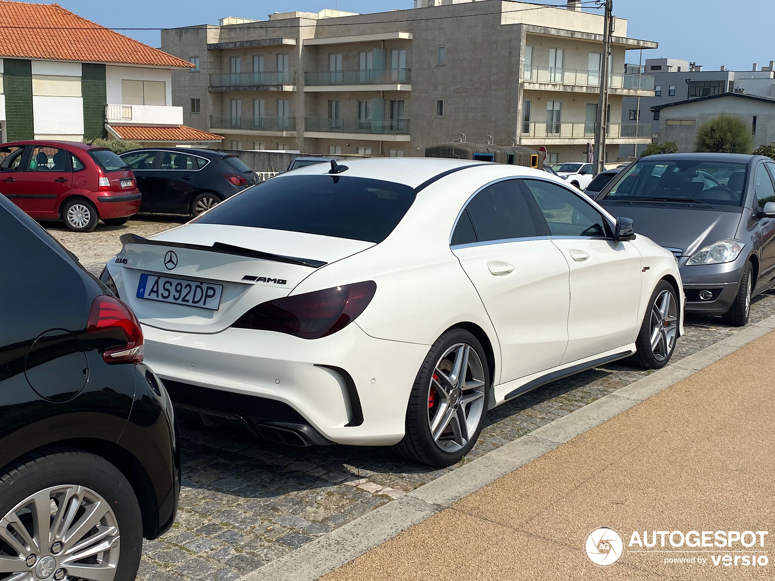 Mercedes-Benz CLA 45 AMG C117