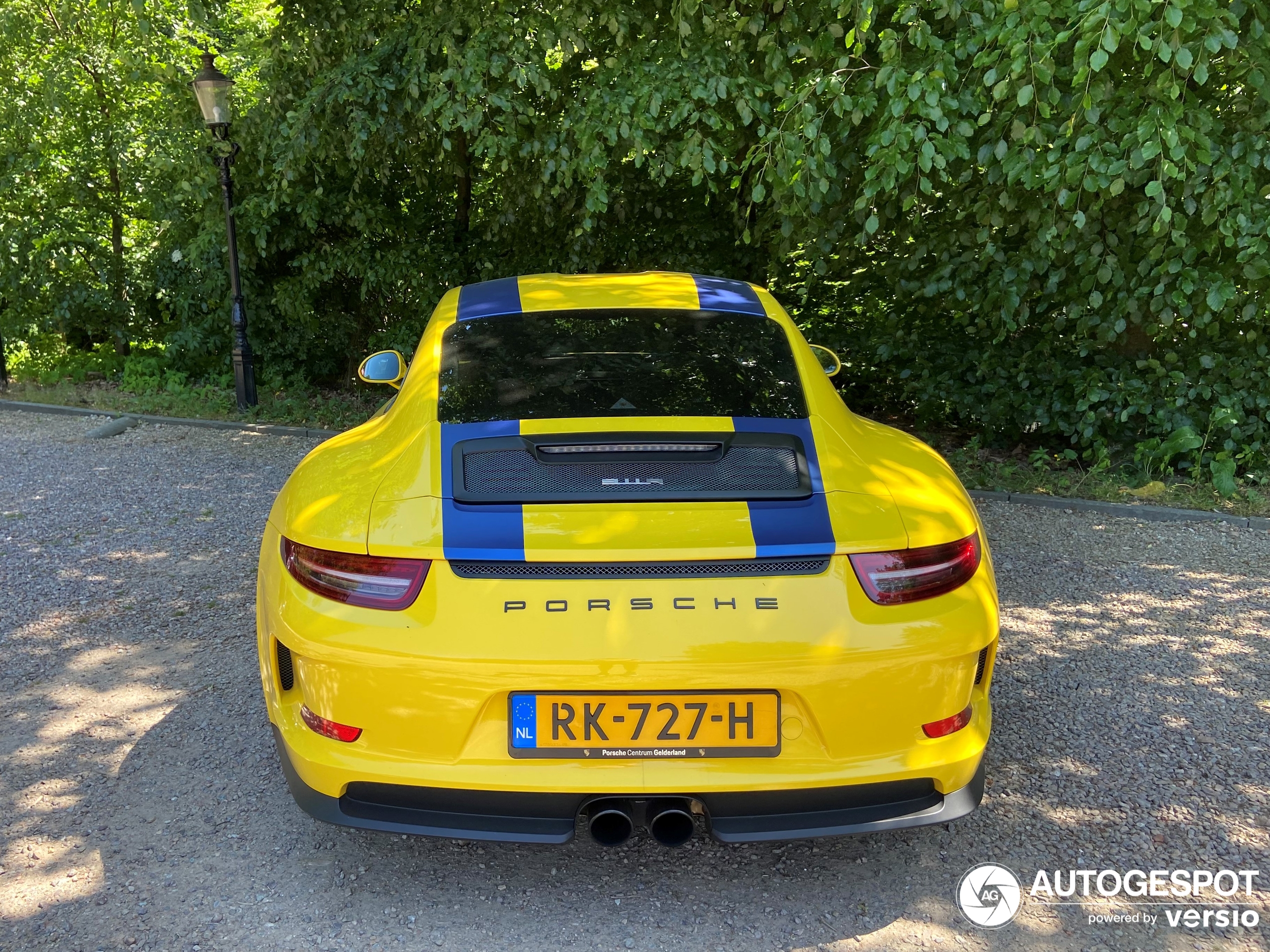 A rare sighting: a yellow 911 R