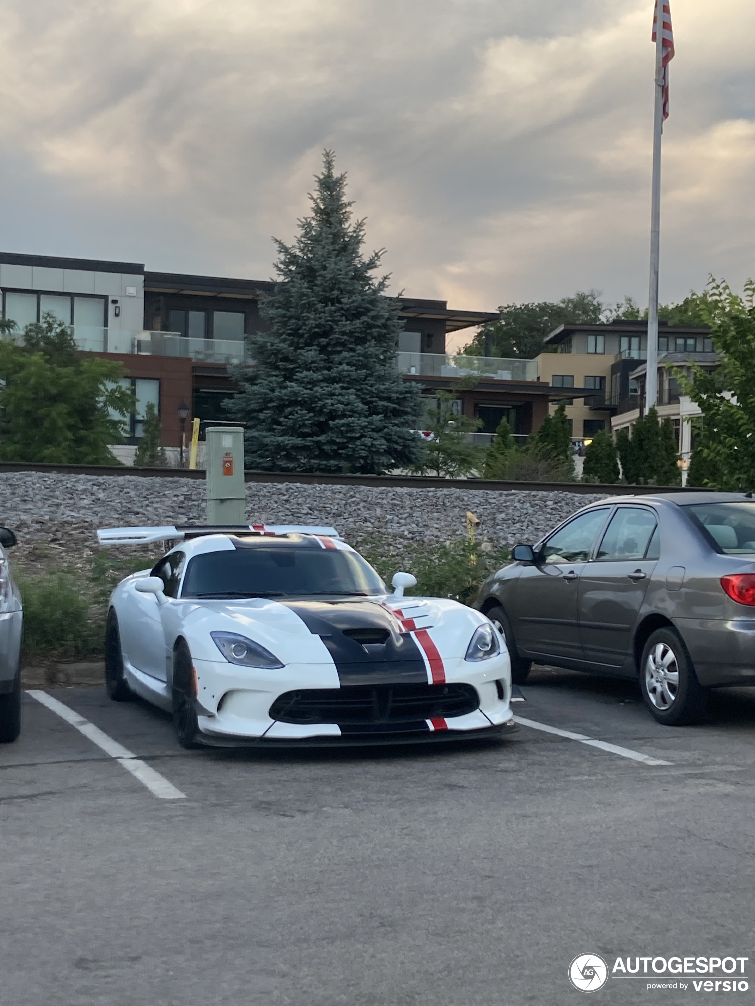 SRT Viper ACR 2015