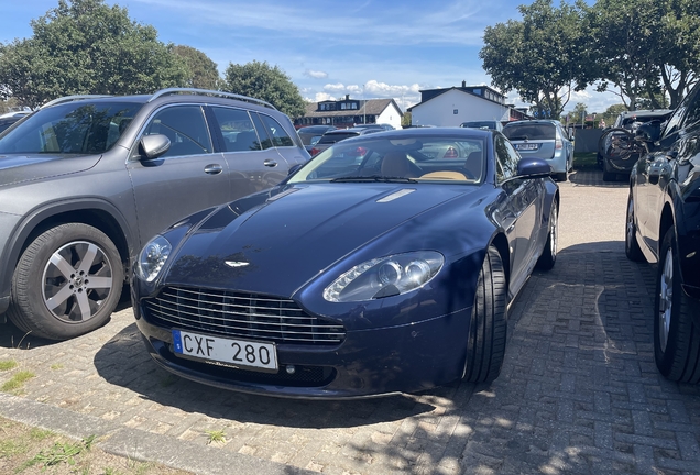 Aston Martin V8 Vantage