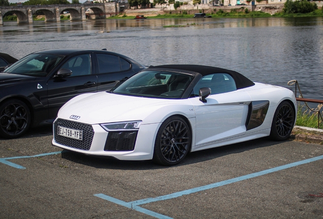 Audi R8 V10 Spyder 2016