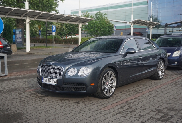 Bentley Flying Spur V8