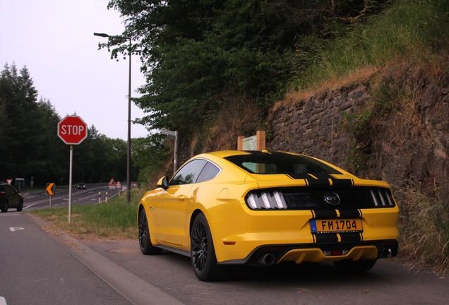 Ford Mustang GT 2015