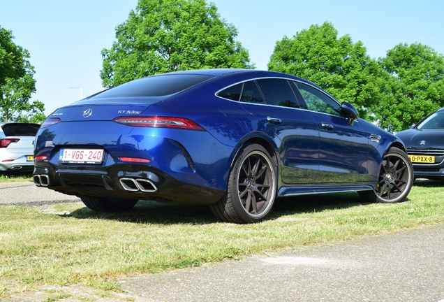 Mercedes-AMG GT 63 S X290