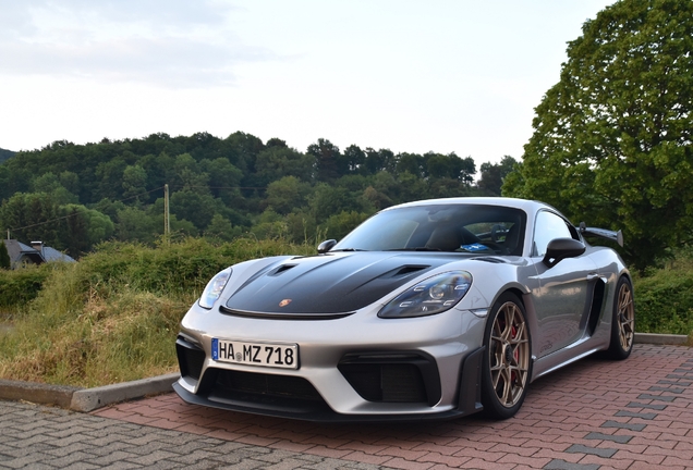 Porsche 718 Cayman GT4 RS Weissach Package