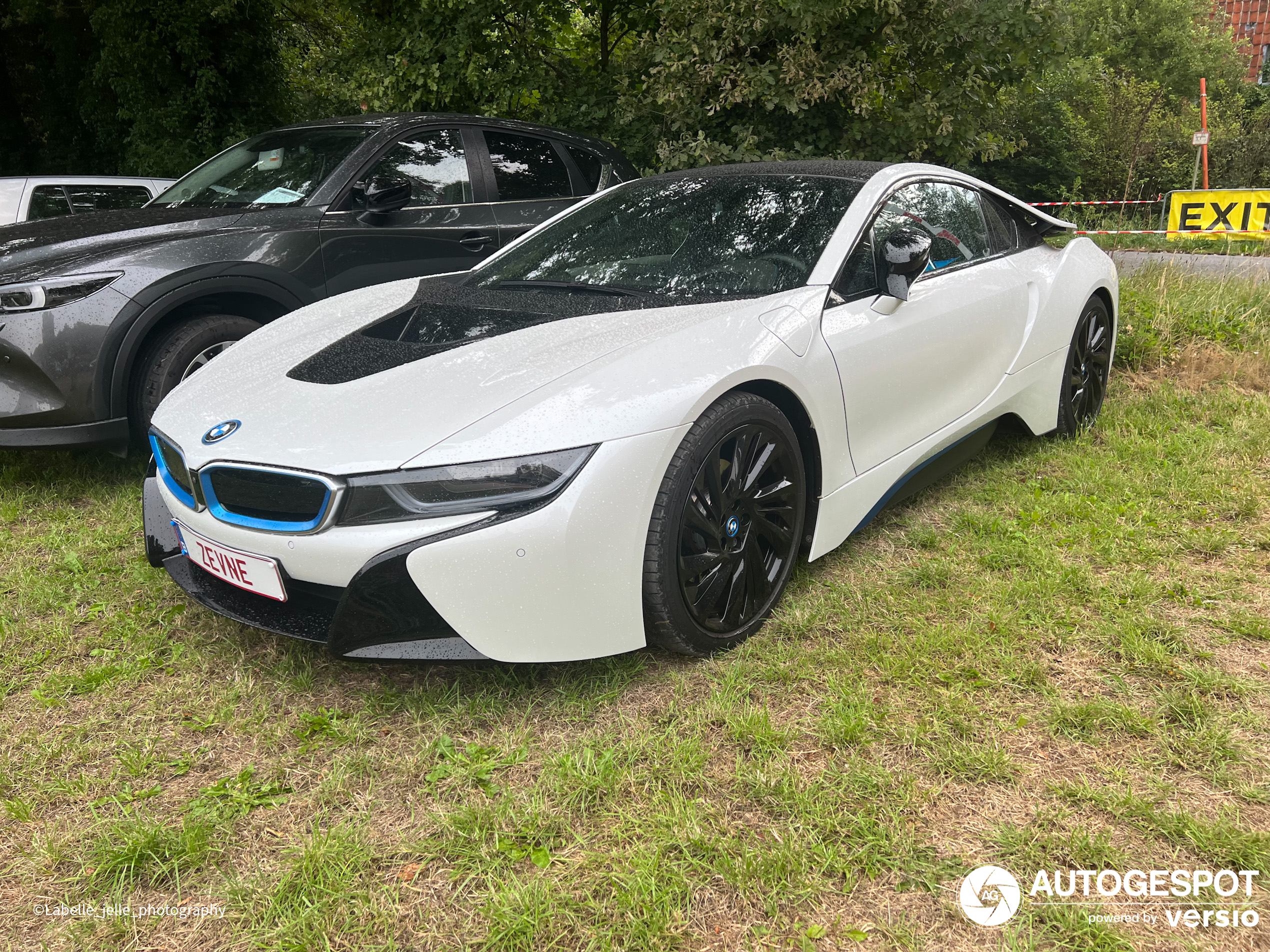 BMW i8