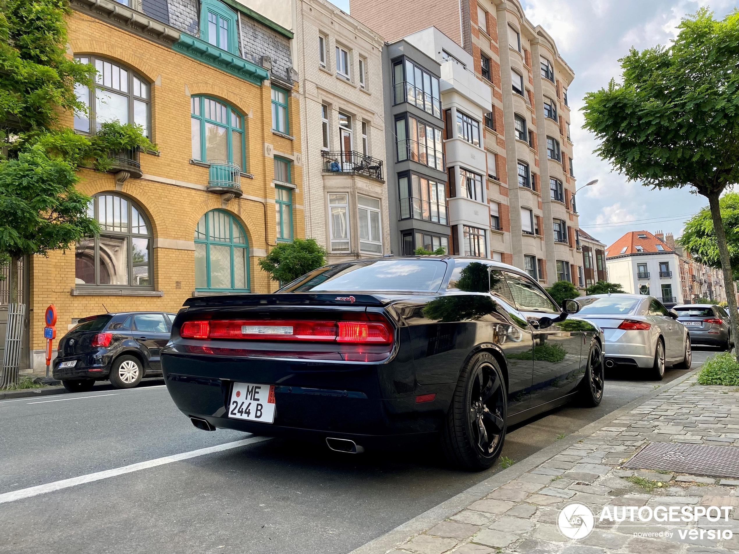 Dodge Challenger SRT-8