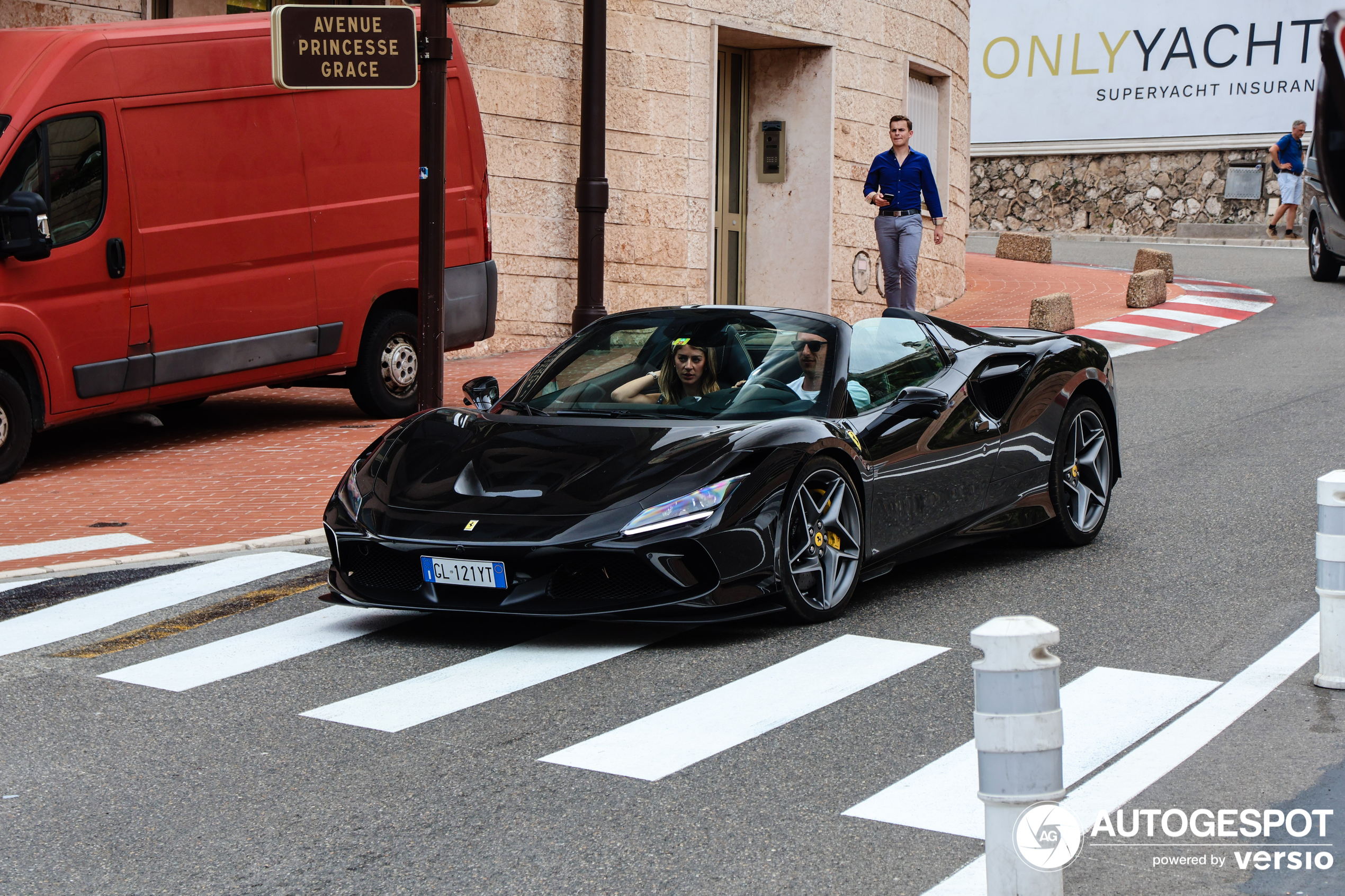 Ferrari F8 Spider