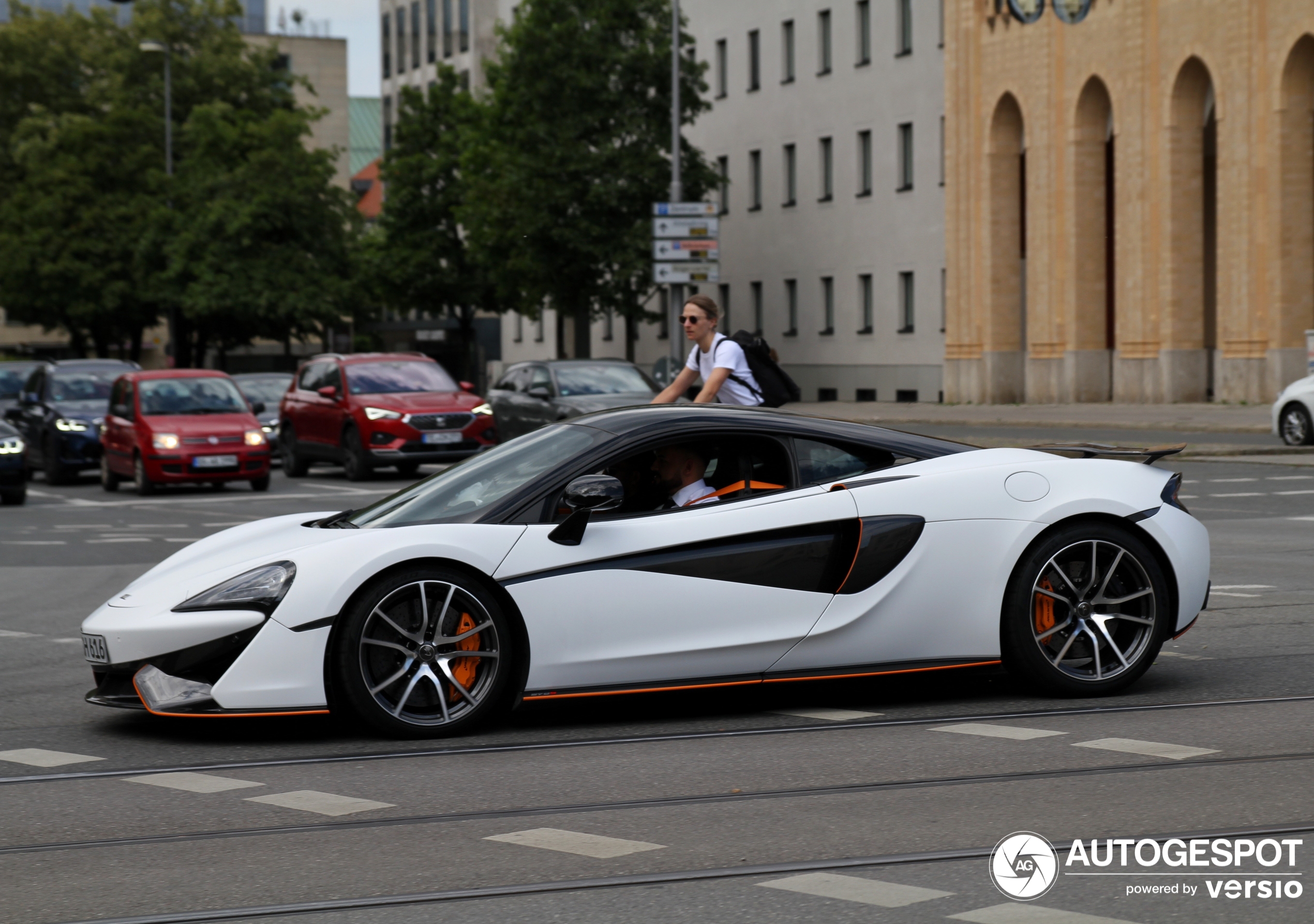 McLaren 570S