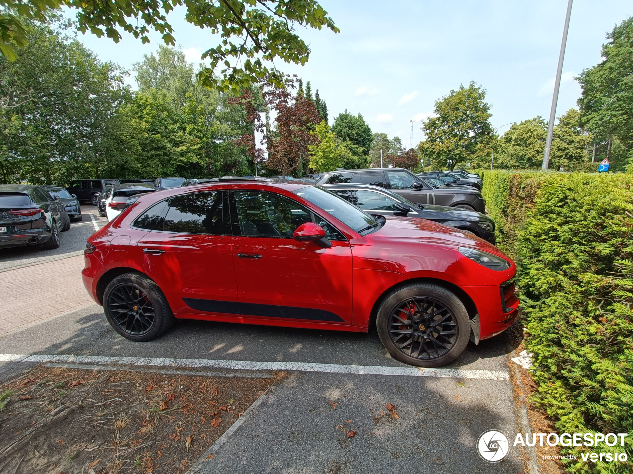 Porsche 95B Macan GTS