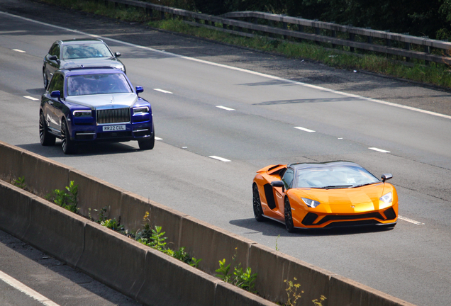 Lamborghini Aventador S LP740-4 Roadster