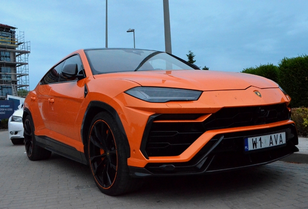 Lamborghini Urus