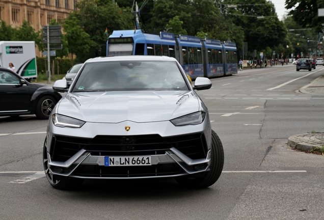 Lamborghini Urus S