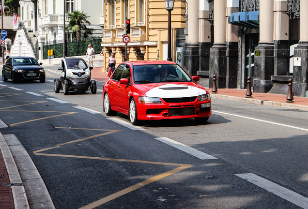 Mitsubishi Lancer Evolution IX