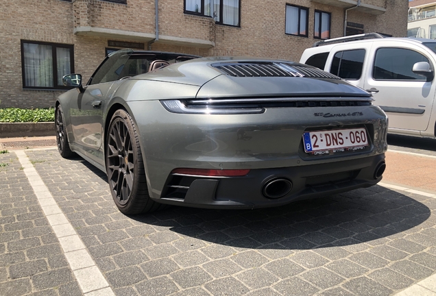 Porsche 992 Carrera 4 GTS Cabriolet