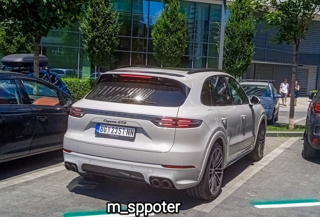 Porsche 9YA Cayenne GTS