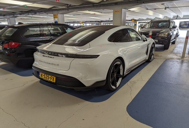 Porsche Taycan Turbo S