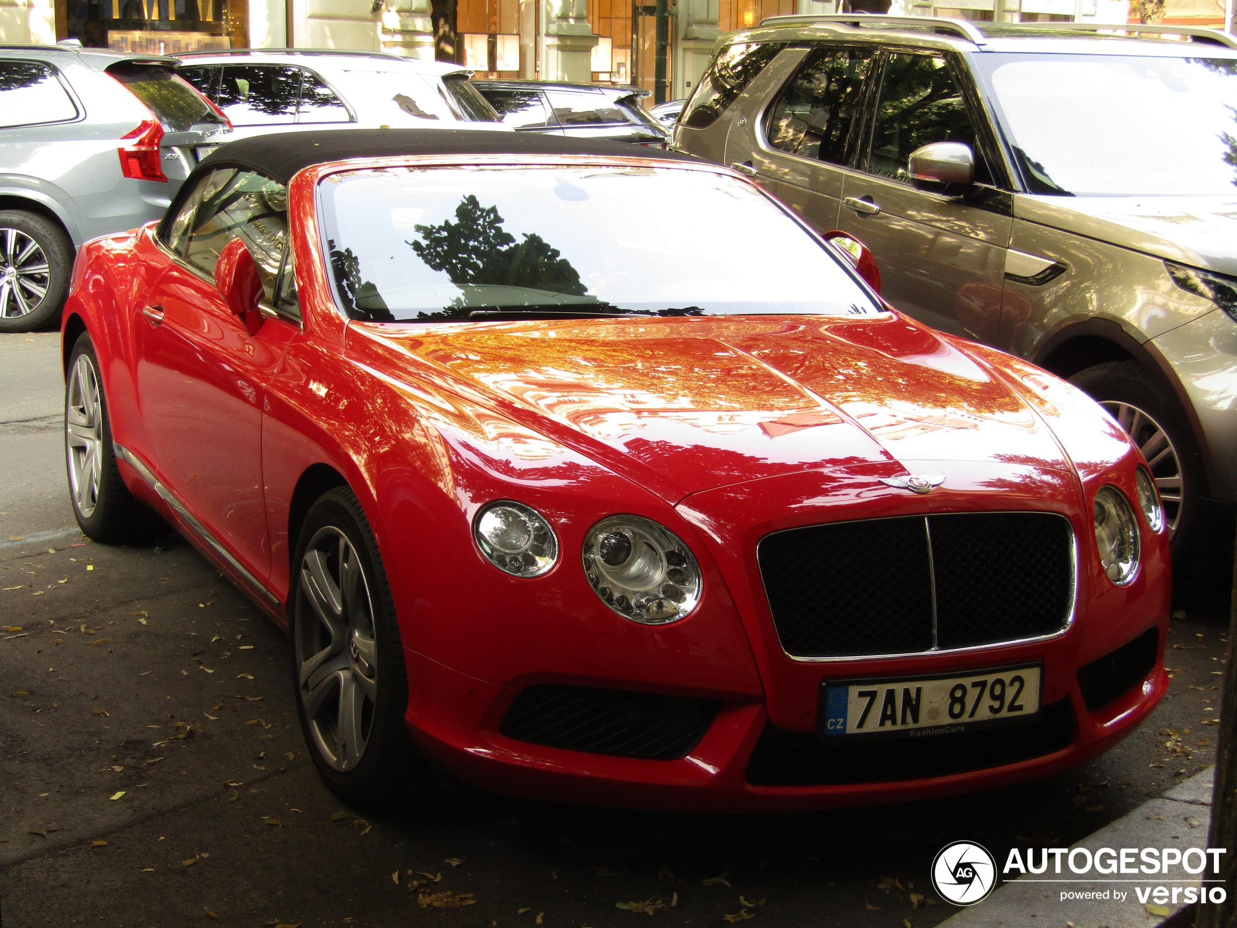 Bentley Continental GTC V8