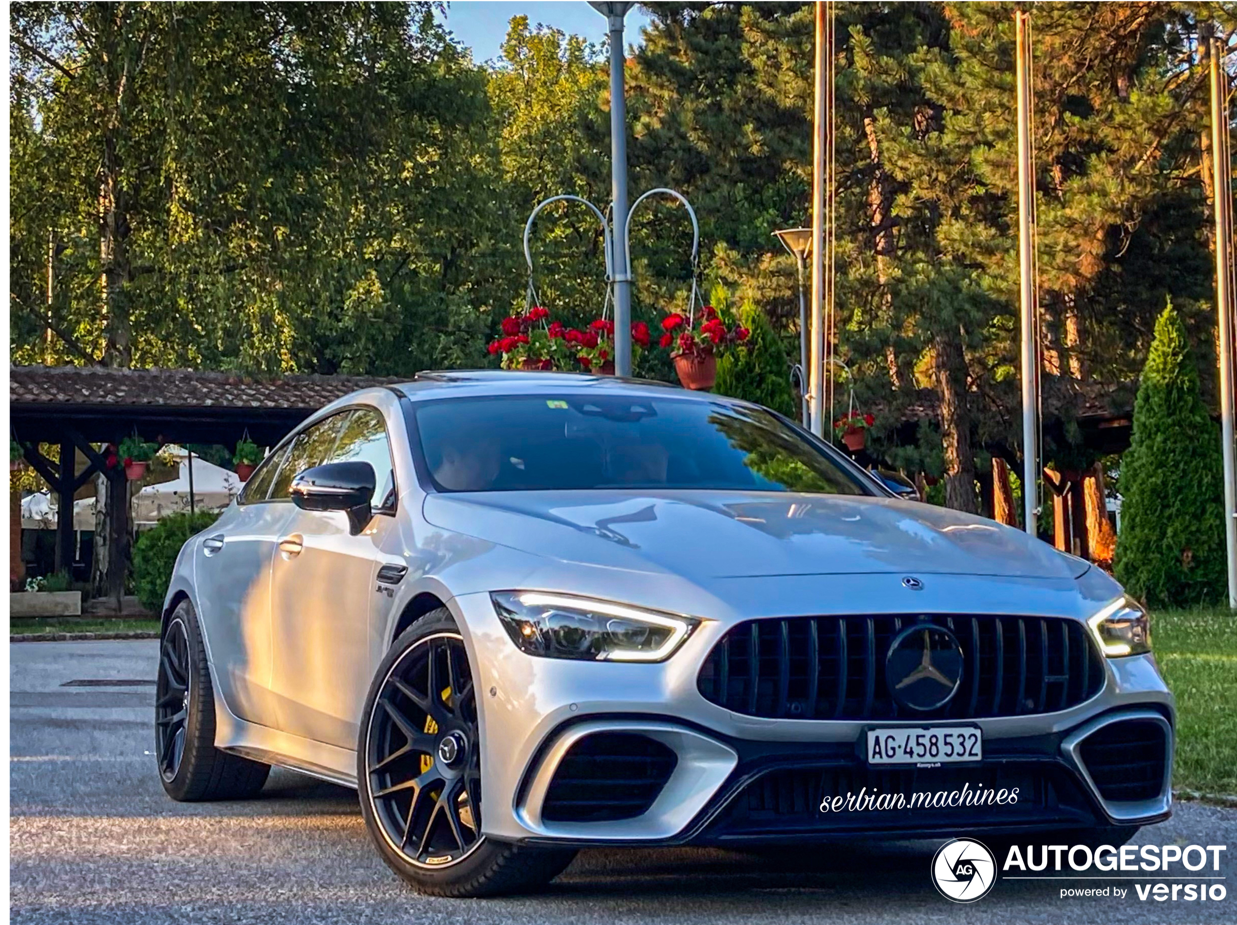 Mercedes-AMG GT 63 S X290