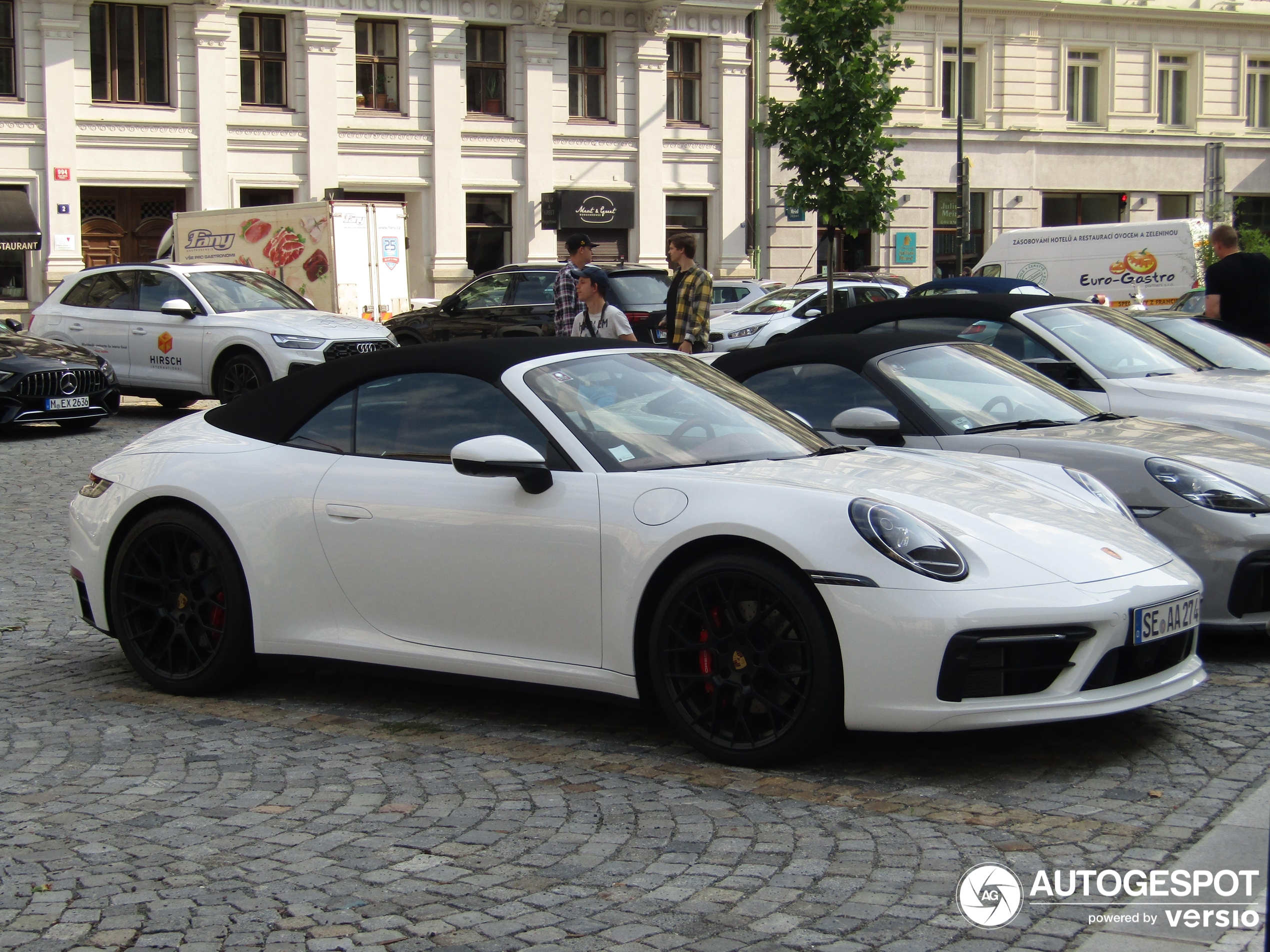 Porsche 992 Carrera 4S Cabriolet