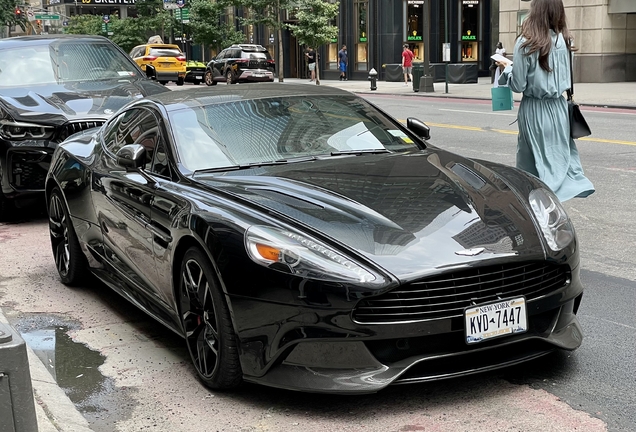 Aston Martin Vanquish 2013