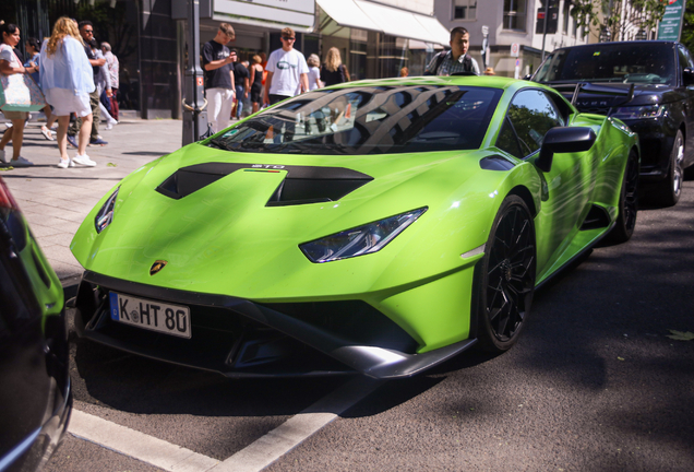 Lamborghini Huracán LP640-2 STO