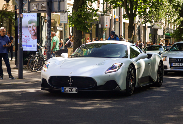 Maserati MC20