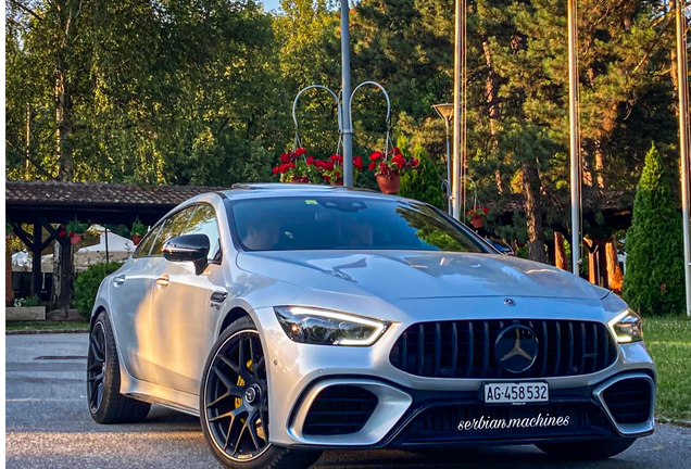 Mercedes-AMG GT 63 S X290